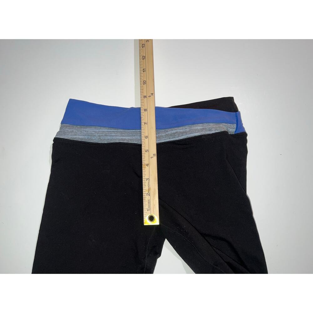 Calvin Klein performance black & blue capris leggings - Picture 5 of 9